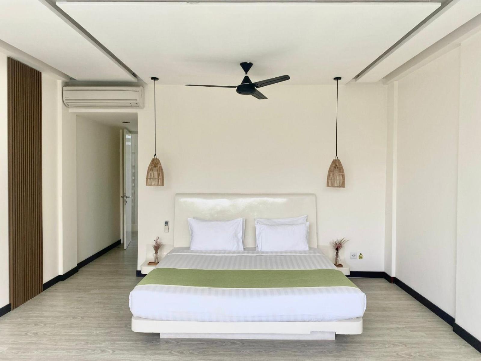 Villa Eden The At The Sea